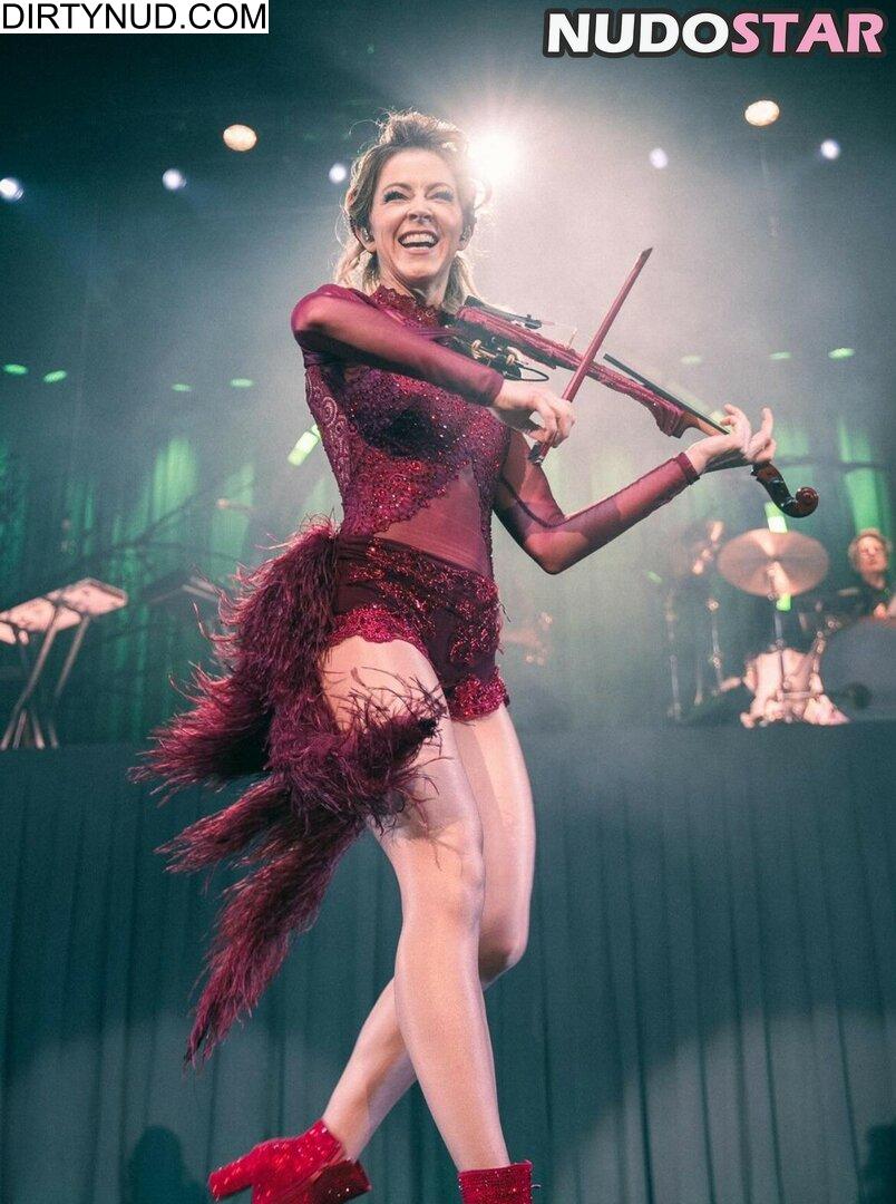 Lindsey Stirling / lindseystirling Nude Leaks Photo 30